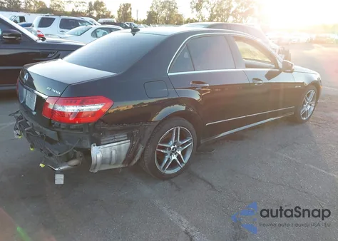 2010 Mercedes-Benz E 350 из США, поврежденный, VIN WDDHF5GB2AA064676